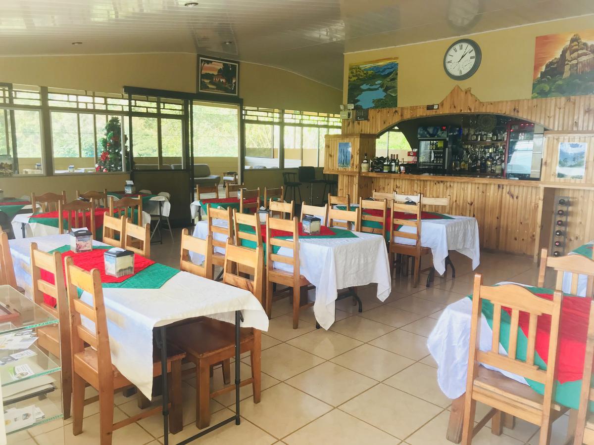 Hotel Uran Rivas Extérieur photo